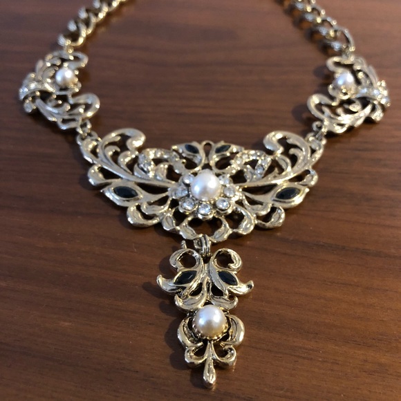Vintage Jewelry - Vintage signed Gemcraft Craft necklace w Pearl